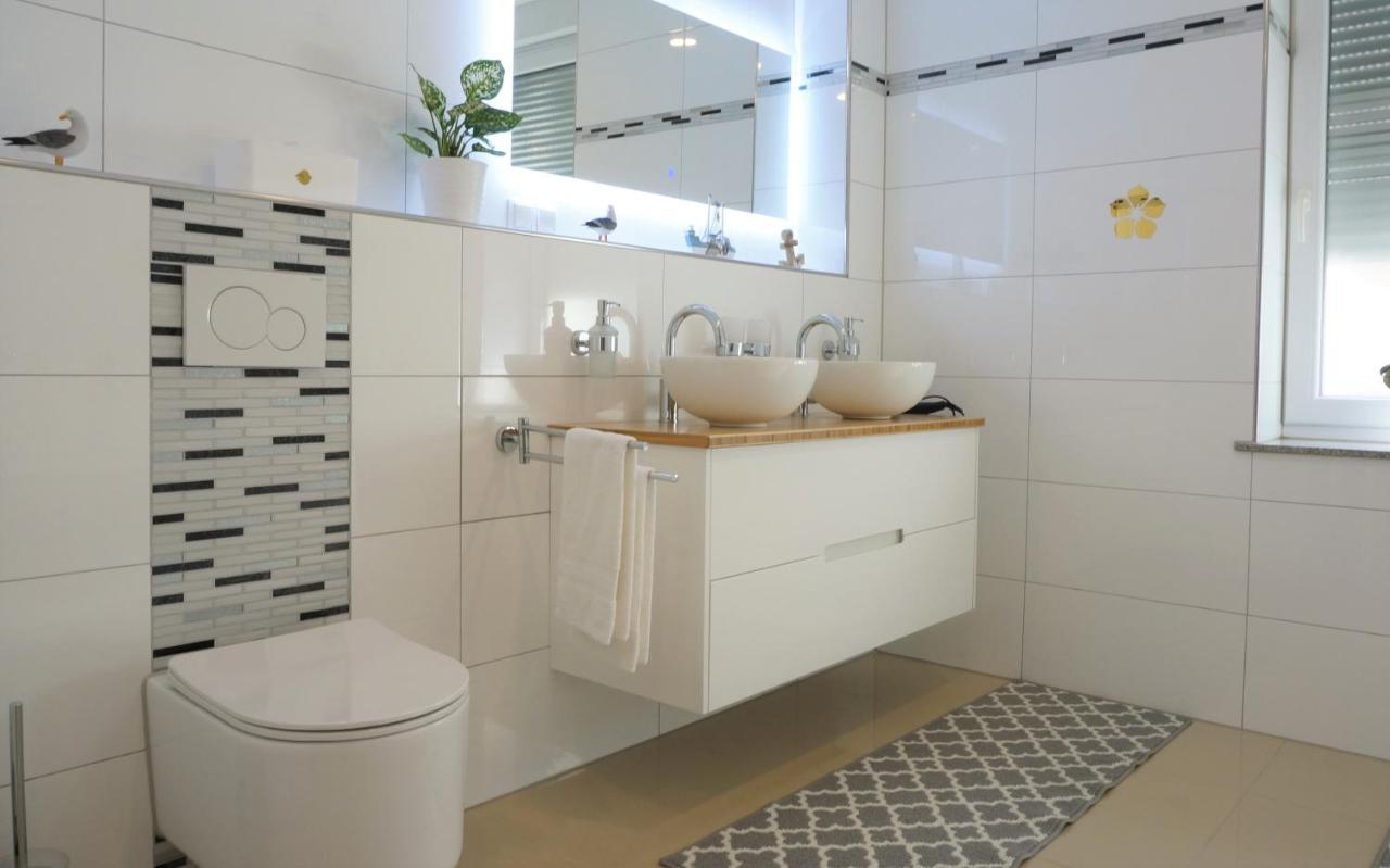Mein Apartment Flowers Mit Kamin, Bis 10 Personen Frankenthal  Exterior photo